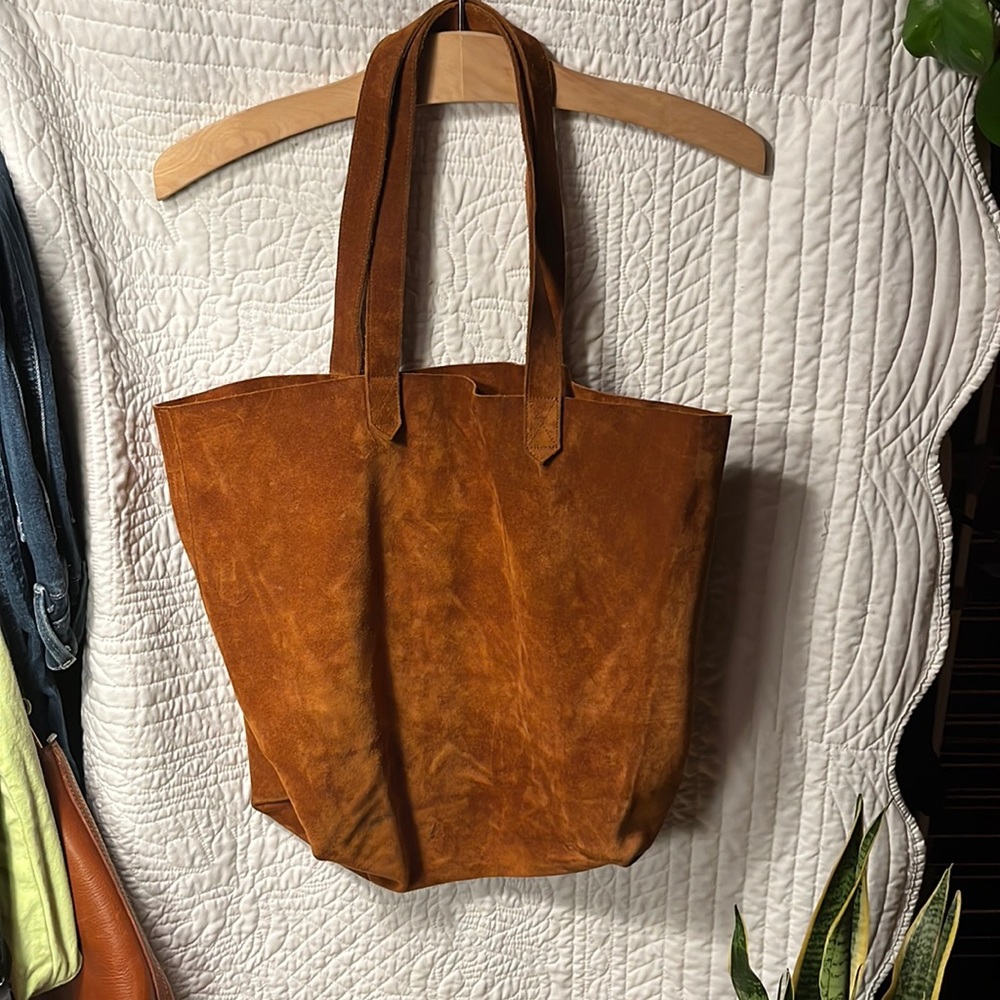 100% Suede Nisolo Tote